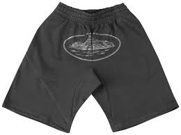 Read more about the article Corteiz Shorts – Relaxed Streetwear Shorts for Daily Comfort